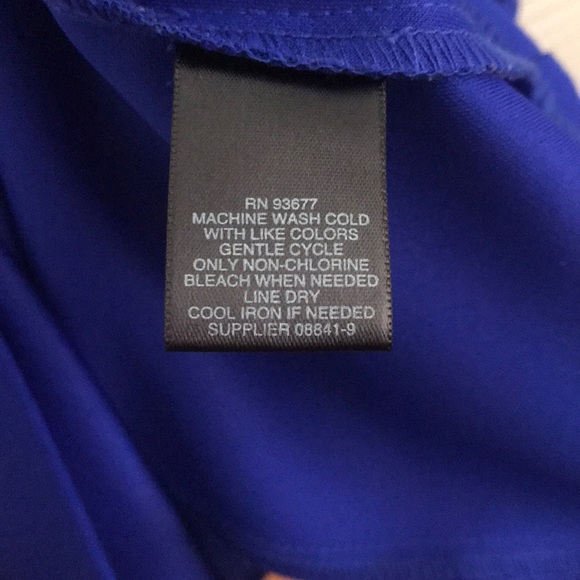 Dress - Picture 6 of 6